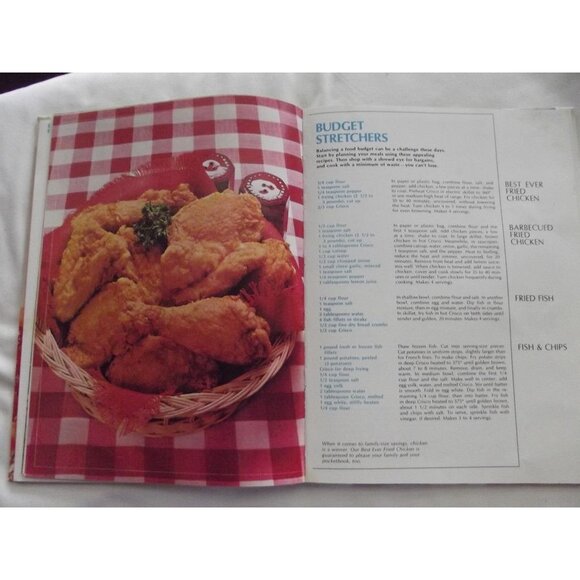 Crisco's Favorite Family Foods Cookbook Vtg Copyright 1973 Hardcover recipe book - Picture 10 of 16